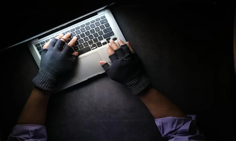 What Happens Inside the Mind of a Cyberbullying Victim Before They Consider Suicide? Effat University Research Offers New Answers