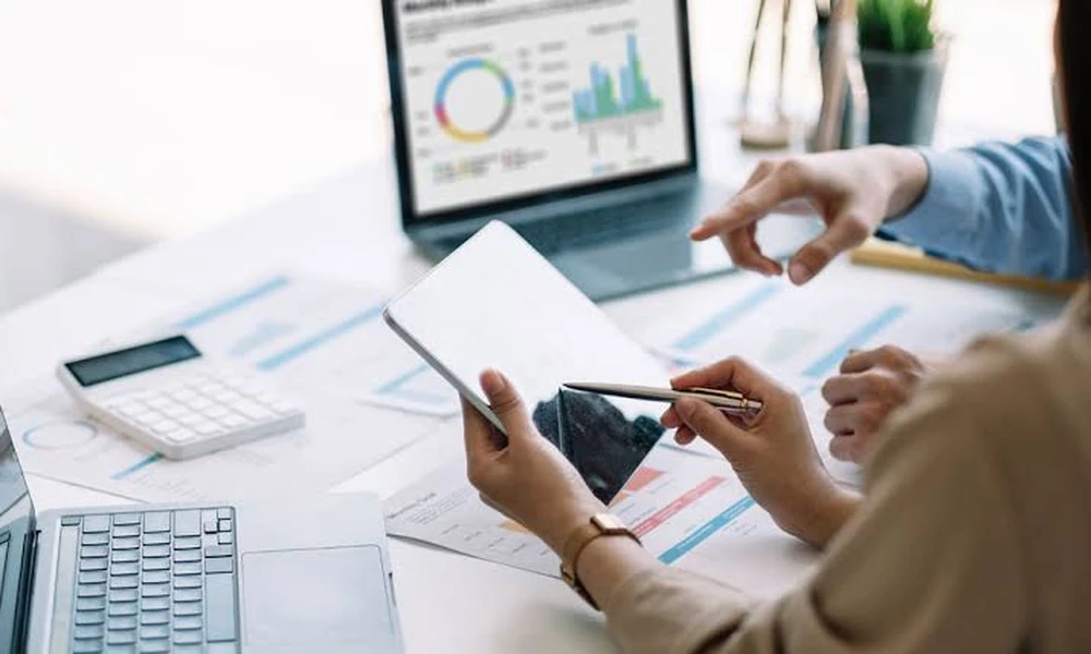 When Should You Hire Debt Collection Agencies Melbourne for Overdue Accounts?